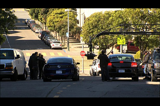 Tournage de la série Alcatraz ressemblant à une scène du film Bullit